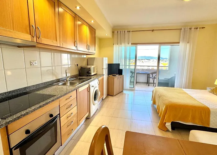 Da Rocha, 601 Faia, Lovely Studio, Pool, Air Conditioning And Free Wifi, By Ig Portimão